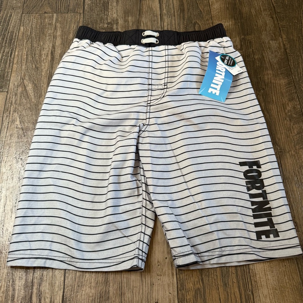 Boys Fortnite Swim Trunks Youth XL NWT